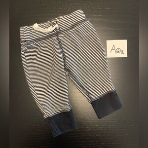 ⭐️5/$10.00⭐️ Carter’s NB Striped Pants